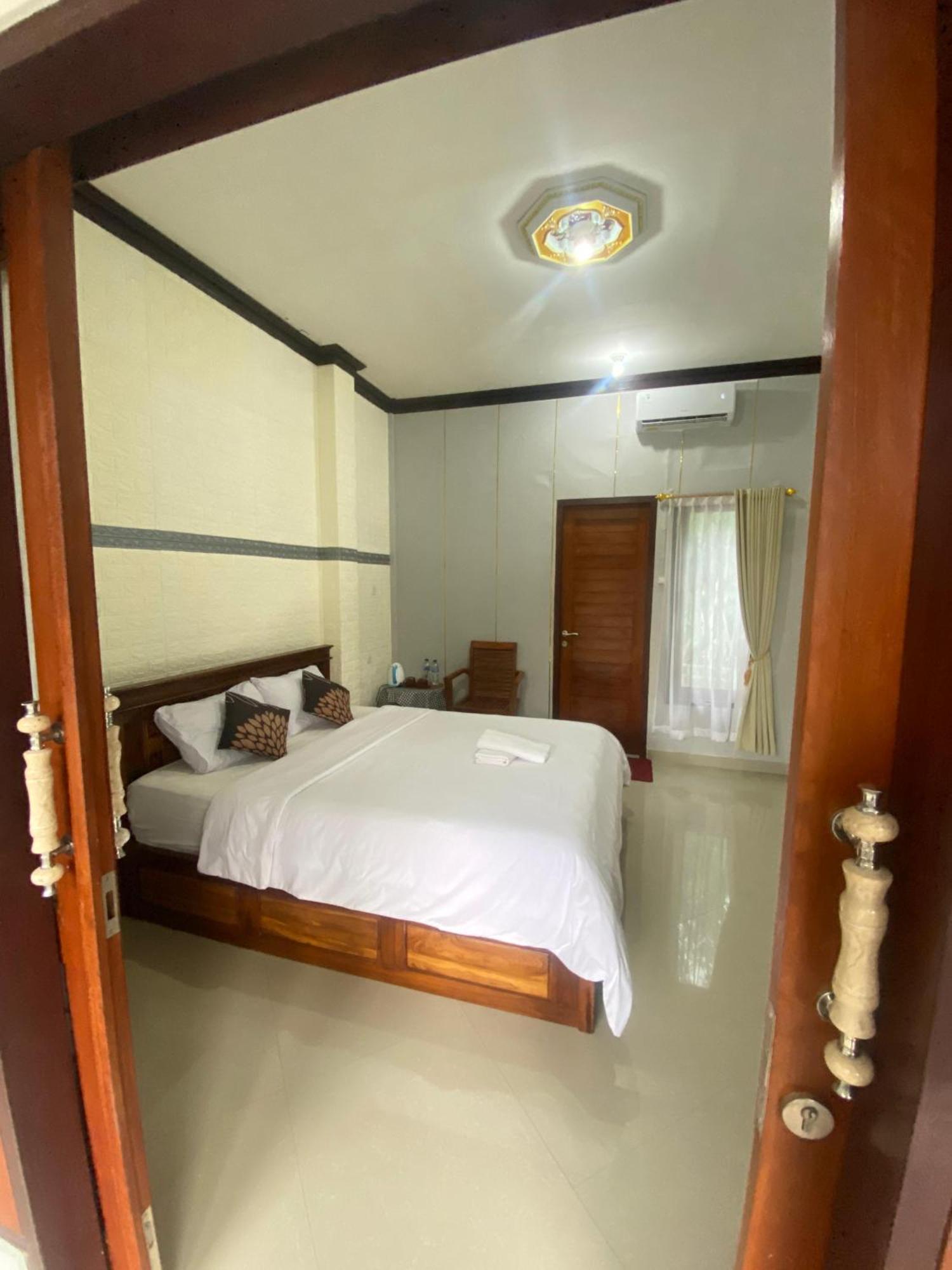 Sri Sedana Guest House Sidemen  Exterior photo